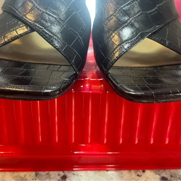 Nine West Black croc sandals - Picture 7 of 7